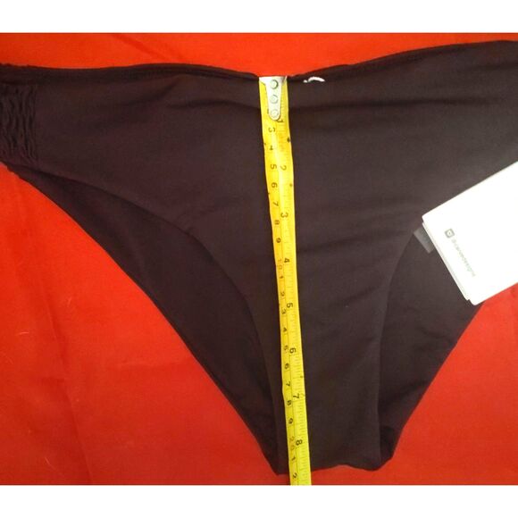 NWT Carve Designs Cardiff Bikini Swim Bottom Size M Black Beach Pool Summer UPF - Picture 3 of 7